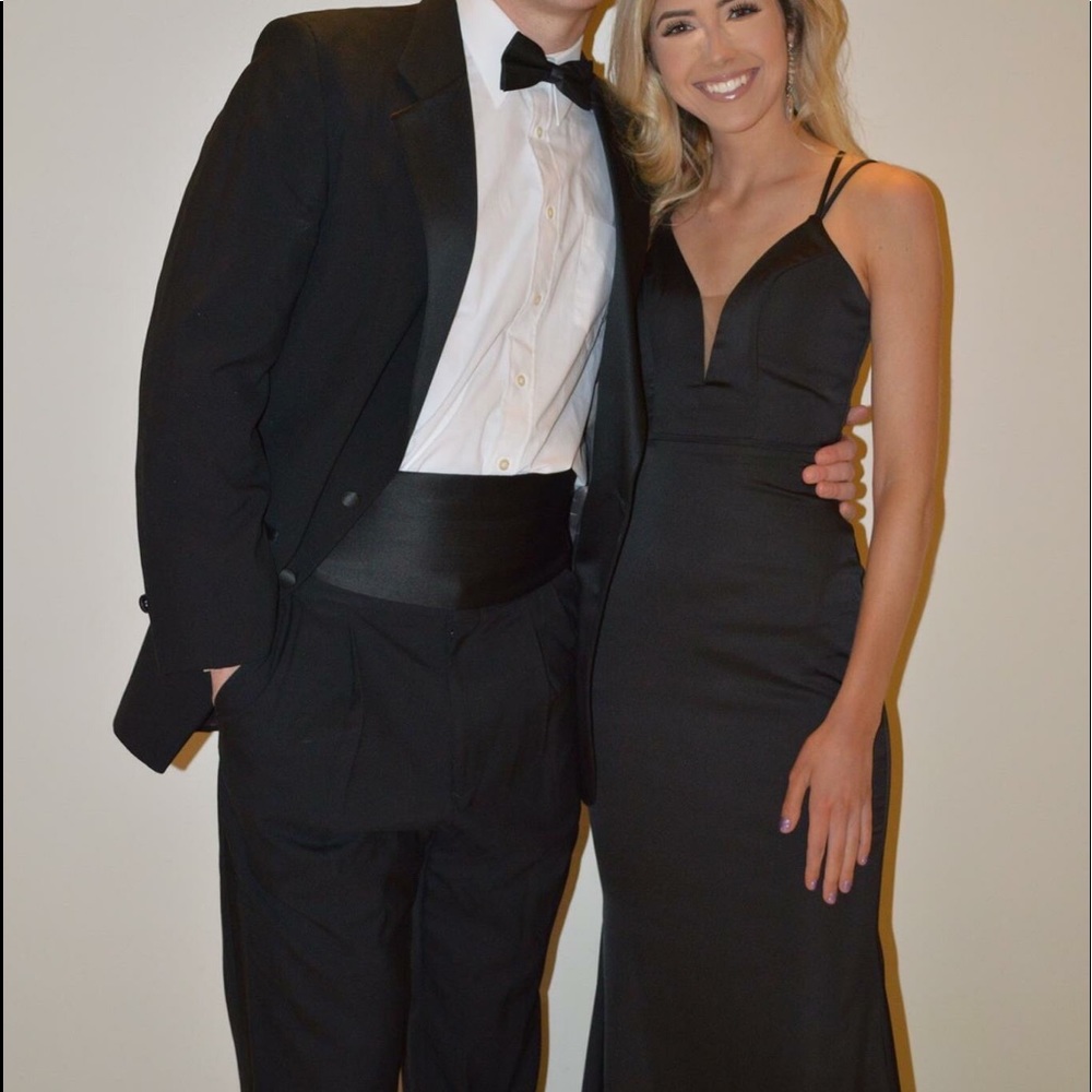 Ashley Lauren gown with train